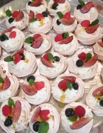Bella’s Desserts & Treats